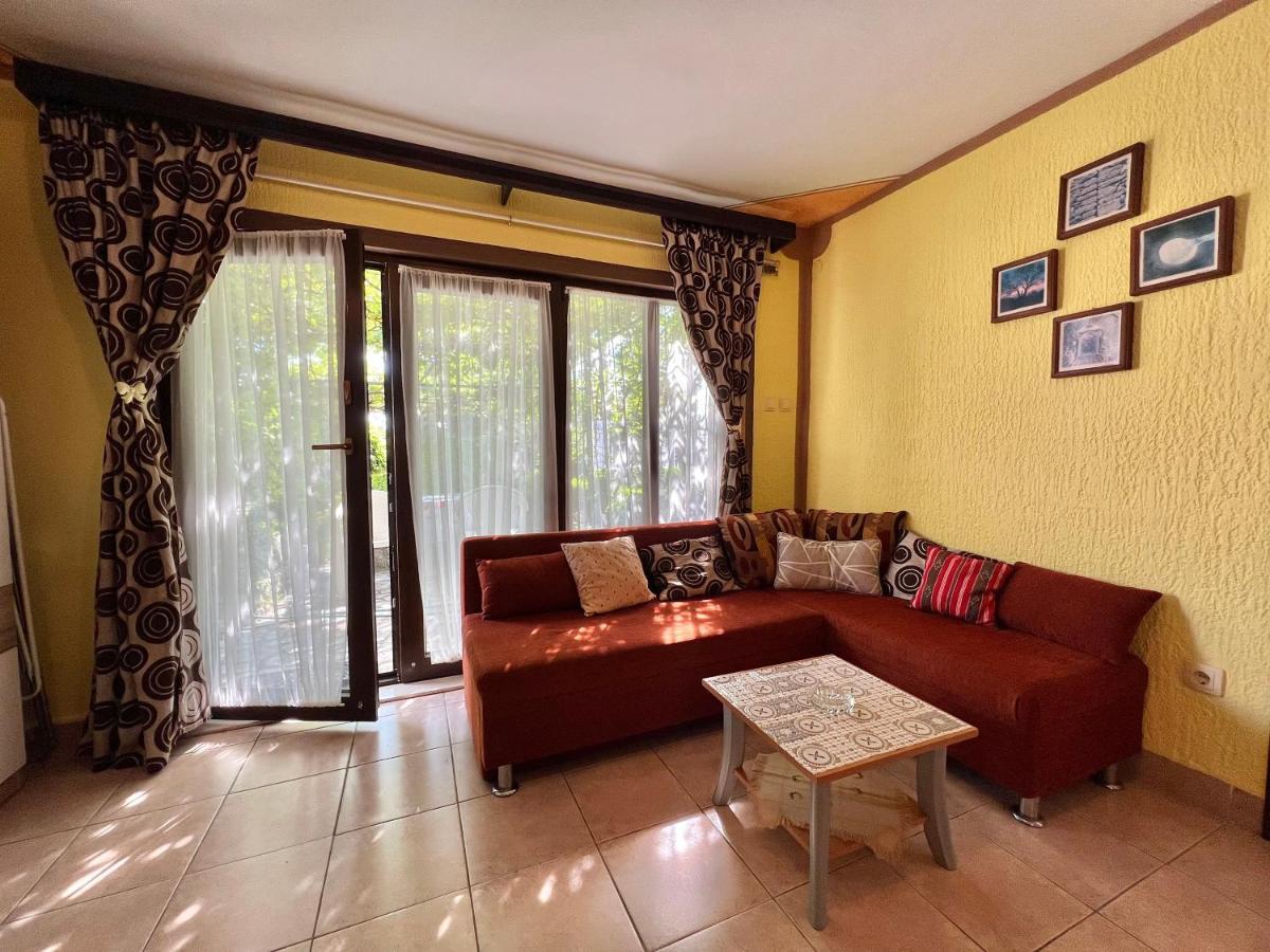 Apartmani Marija Dramalj Exteriör bild