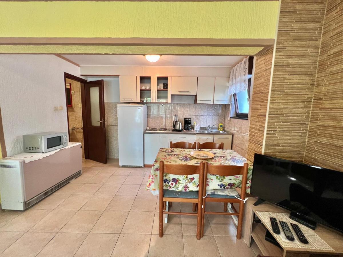 Apartmani Marija Dramalj Exteriör bild