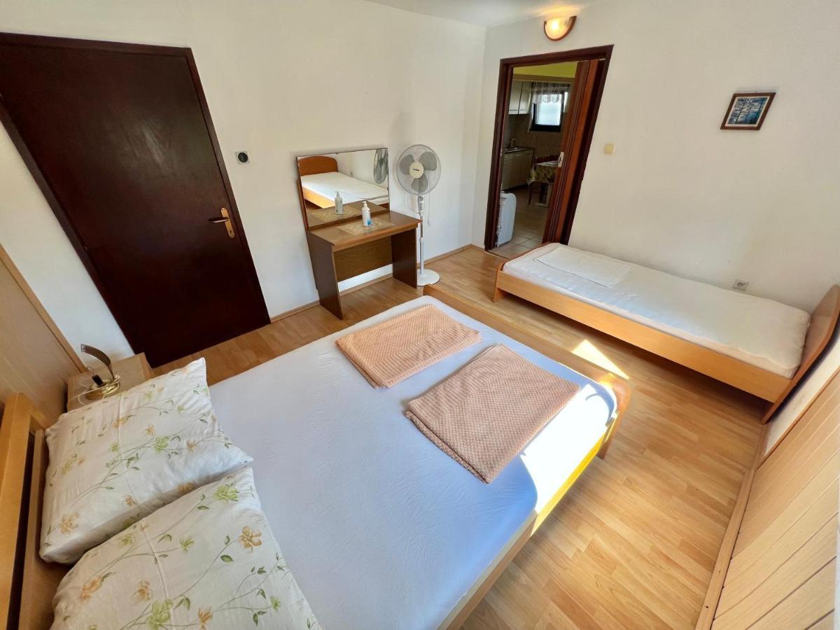 Apartmani Marija Dramalj Exteriör bild